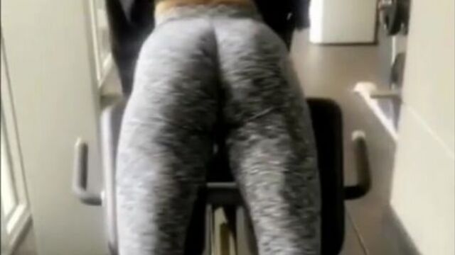 Умничка (@albyrydes_)