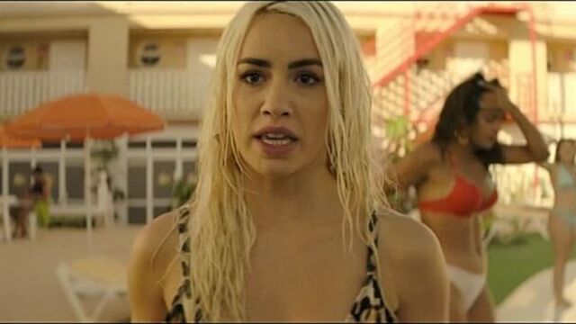 Sky.rojo.s01e04.spanish