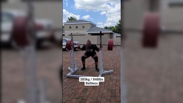 Nicolaas du preez приседает без пояса 385 кг!