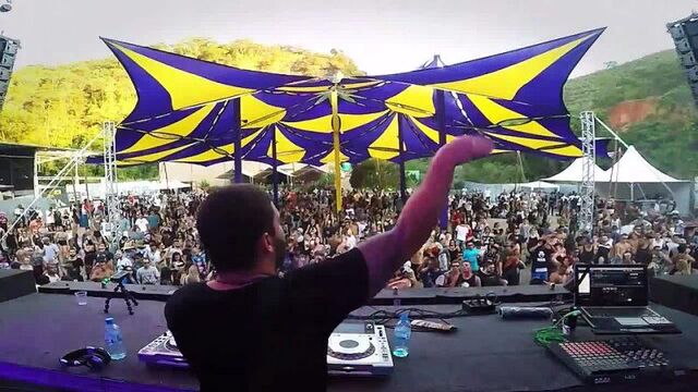 Trampsta @ halloween festival 2016