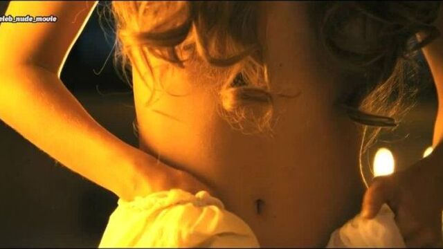 Nora arnezeder, unknown - angélique, marquise des anges (2013)