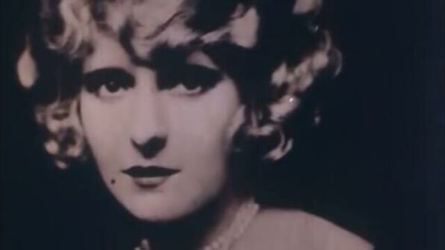 Бесстрашная надя / fearless nadia / 2014 г.