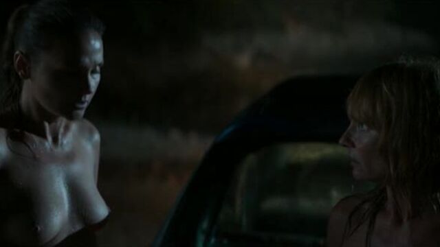 Virginie ledoyen, marie-josee croze, axelle laffont - milf (2018)