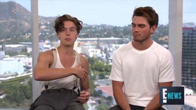 Ривердейл l коул спроус и кей джей апа будут петь؟ (русская озвучка)