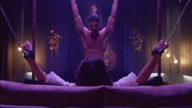 Трейлер_фильма_«365_дней»_русские_субтитры