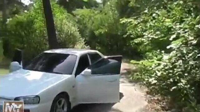 Русскую пьяную мамашу сняли на улице вывезли в лес и трахнули [порно и секс 18+]