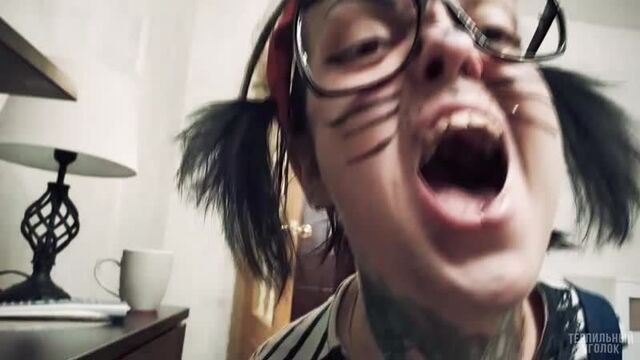 Карлица в гостях у германа