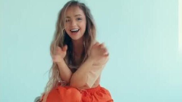 Голая в белой майке???????????? мари краймбрери❤