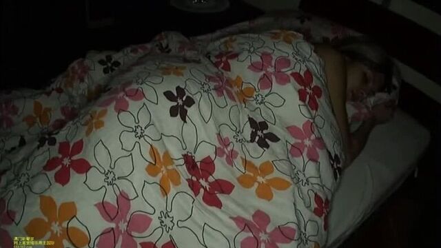 Кончил в девушку и уложил спать