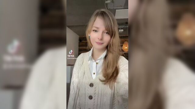 Элла фрейя с новой причёской