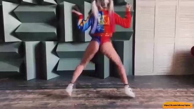 Горячий тверк от харли квин