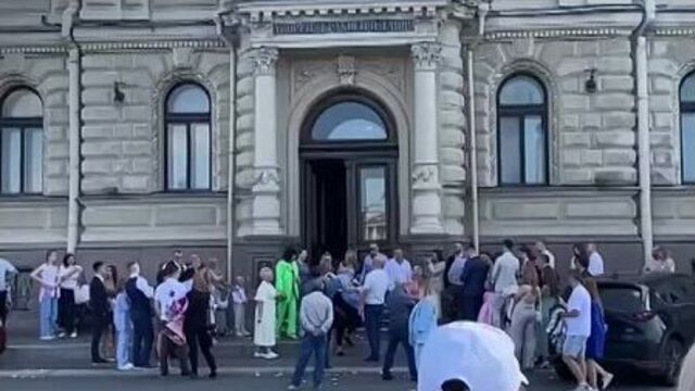 Наташа королева и тарзан отметили годовщину в петербурге