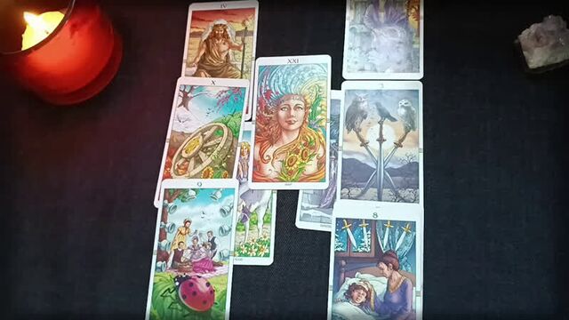 Джанер топчу и его девушка мерве. расклад на картах таро