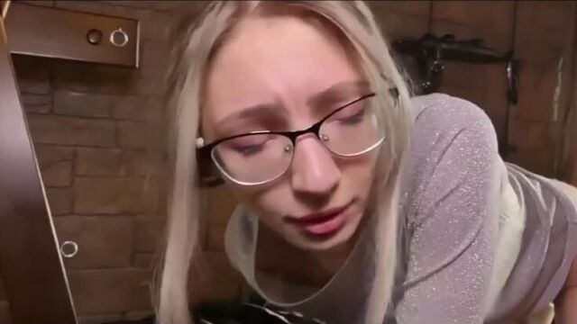 С русскими диалогами порно секс кунилингус фемдом, азиатка чулки прон порно анилингус