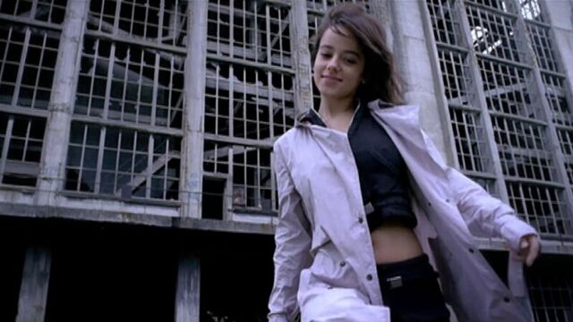 ???? ализе / alizee – a contre courant