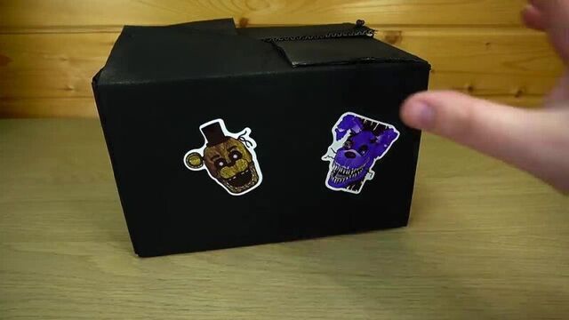 [товарищ сафронов] загадочная коробка fnaf внутри фреди