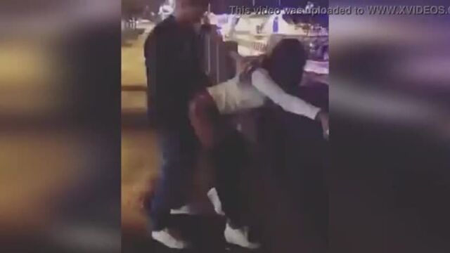 Трахнул молодую русскую девушку на набережной в москве