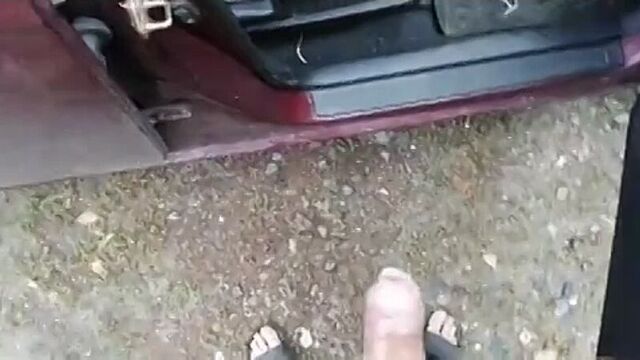 За деньги можно и в попу.