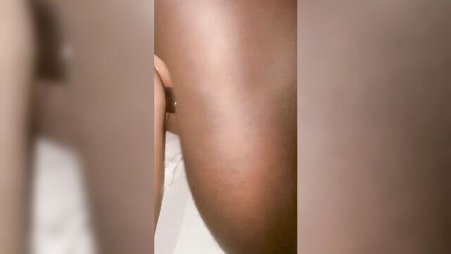 Amateur couple has real sex, passionate and unscripted