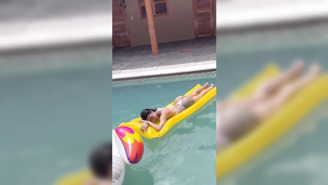 Amanda ferreira gets her tits and ass leaked online
