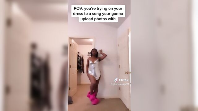 Hot ebony twerk videos with big ass and nonnude action