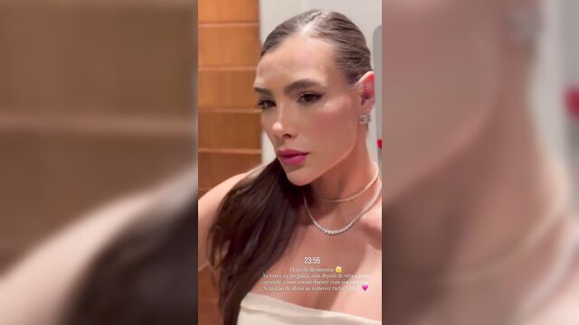 Morena wendy tavares rides cock non-stop in a delicious tribute