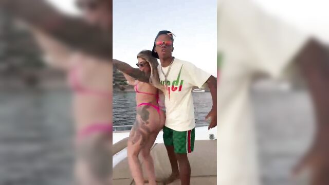 Two very slutty women having fun on a boat, as seen in other safadas videos