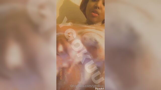 Kawaii mamii in nerdy cosplay twerked her ass for me