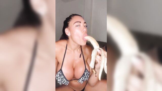 Hot argentine slut pamela pombo in action, fucking like a pro