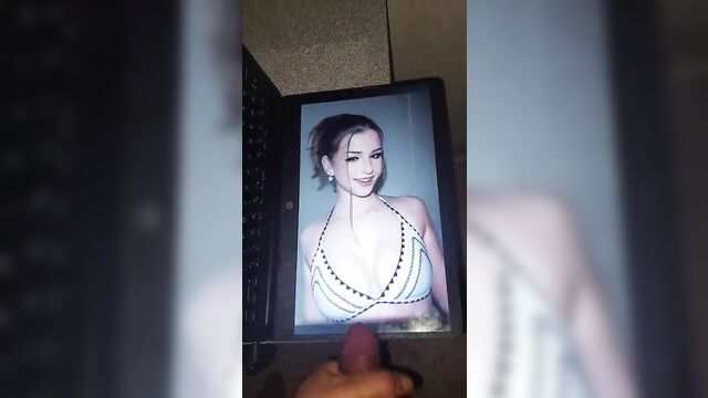 A hot tribute to all the guys who finished on tik tok