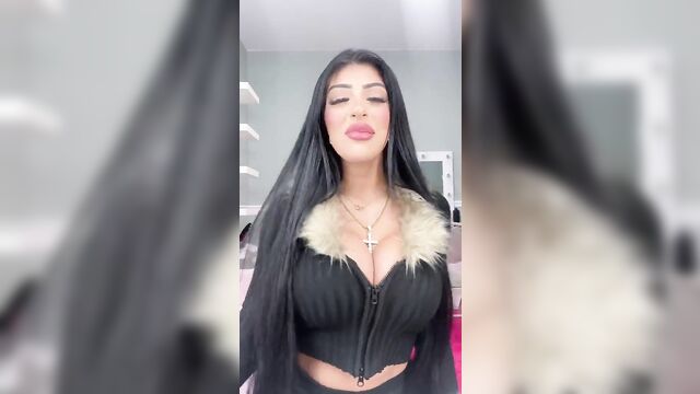 Jazzy loves to suck dick and get it hard, check out her skills!