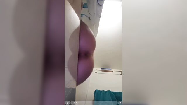 A fat woman with a big pussy leaks her snapchat data