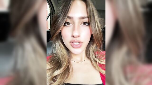 Tiktok model amyfouchia gets leaked in a snowbunny scene
