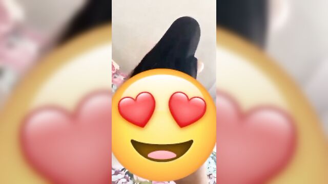 Short video of lupes and tigresa posing nude for photos