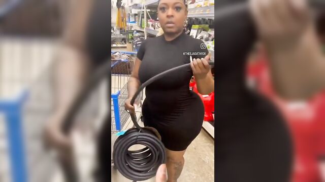 Black milf with big ass gets fucked in public