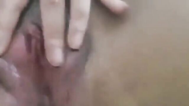 Double ds action with a hot iraqi girl mira