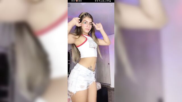 Bigo live valen, a sexy vj with a captivating performance