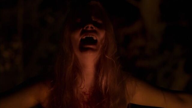 Аня тейлор-джой (anya taylor-joy) голая в фильме «ведьма» (2015)