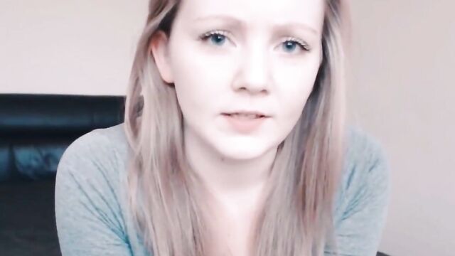 A racist white girl wears shorts and indulges in solo humiliation