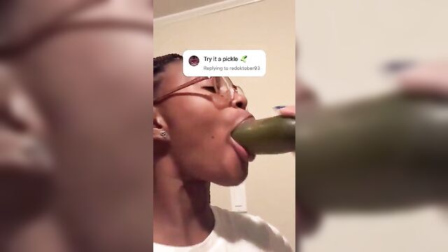 A bee got a pickle in its throat