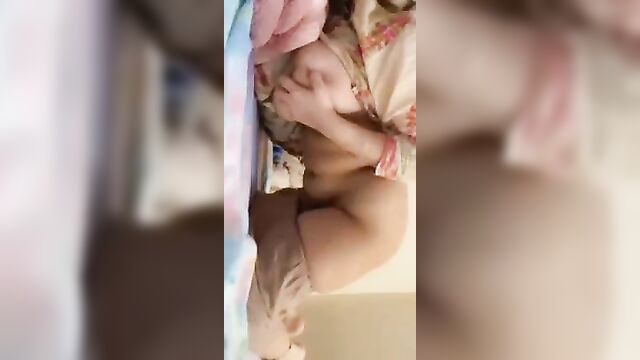 Pakistani babe with huge boobs gets her pussy rubbed and pressed
