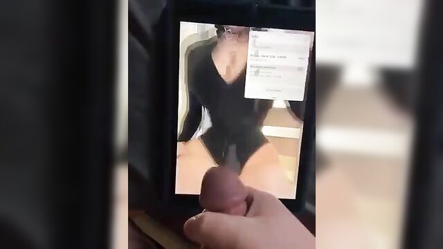 A slutty try on session inspired by a tiktok tribute