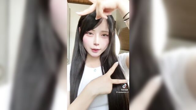 Tiktok star mu〇ei? ぶっかけ, delivers a hot cum tribute performance