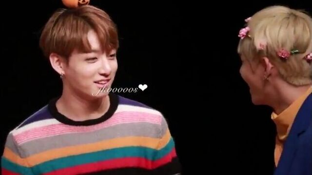 Чонгук и тэхен на фансайне