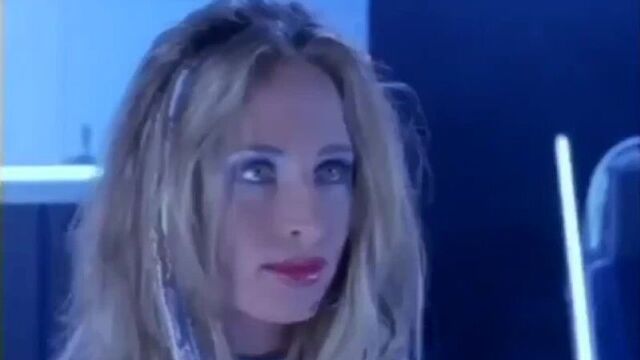 2 brothers on the 4th floor_fly (through the starry nights)