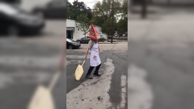 Пирамидоголовый