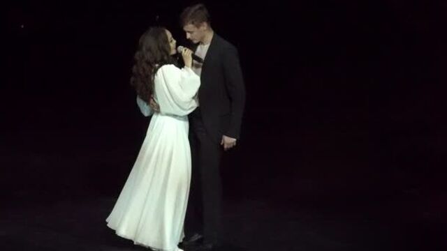 «спой мне»надежда сэротетто. концерт в кдц салехард 26.10.2019