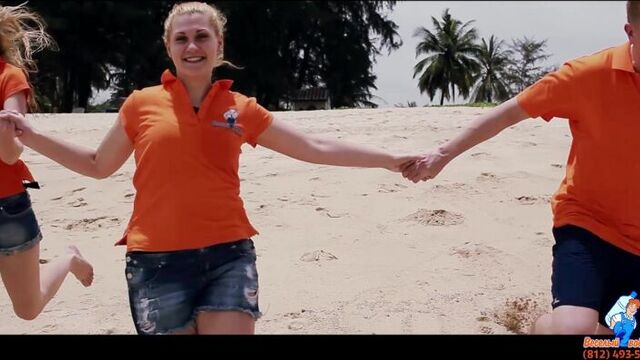 Веселый водовоз в таиланде! доставка вода в спб