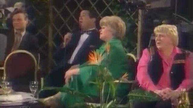 Валентина толкунова, иосиф кобзон, люсьена овчинникова, валентина талызина - старый клён