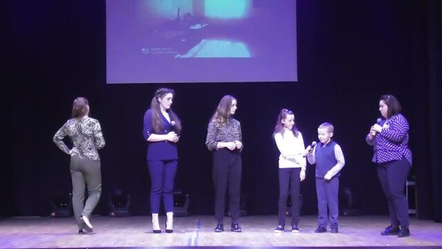 Катя и ваня лапины "мама, без ума тебя люблю я"